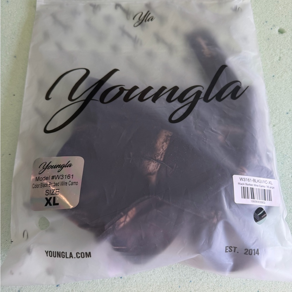 YOUNG LA Camo Sports Bra, Size XL - Picture 6 of 6